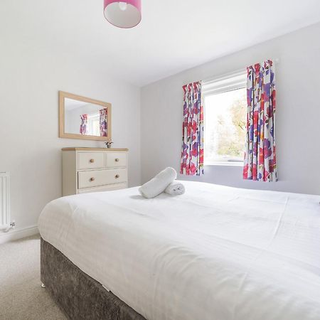 Yew - Woodland Cottages Bowness-on-Windermere Extérieur photo