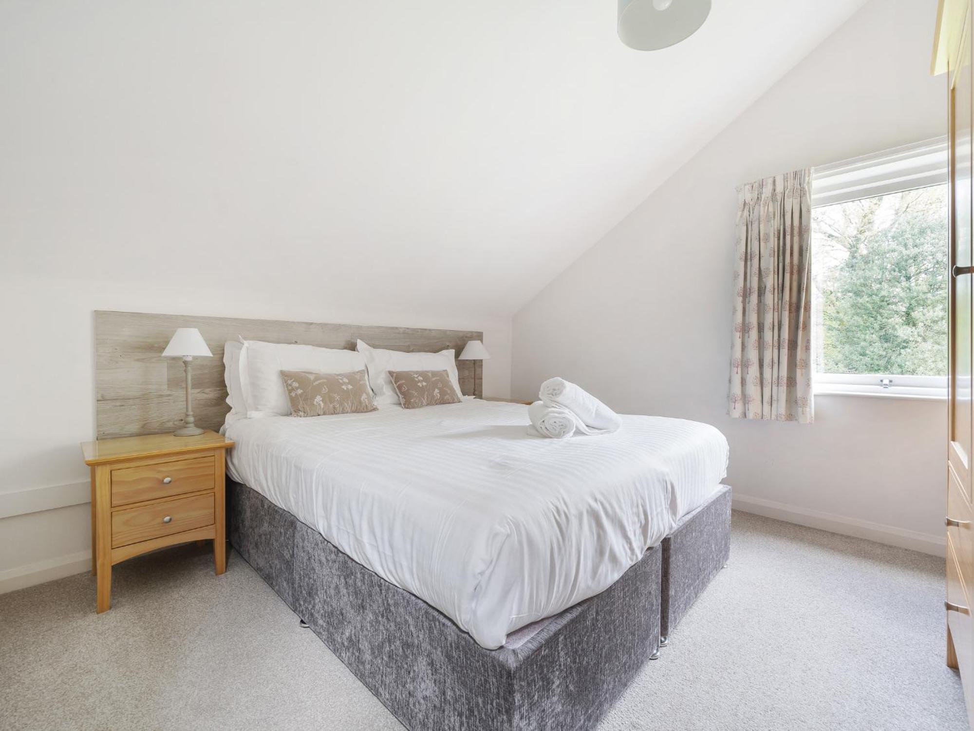 Yew - Woodland Cottages Bowness-on-Windermere Extérieur photo