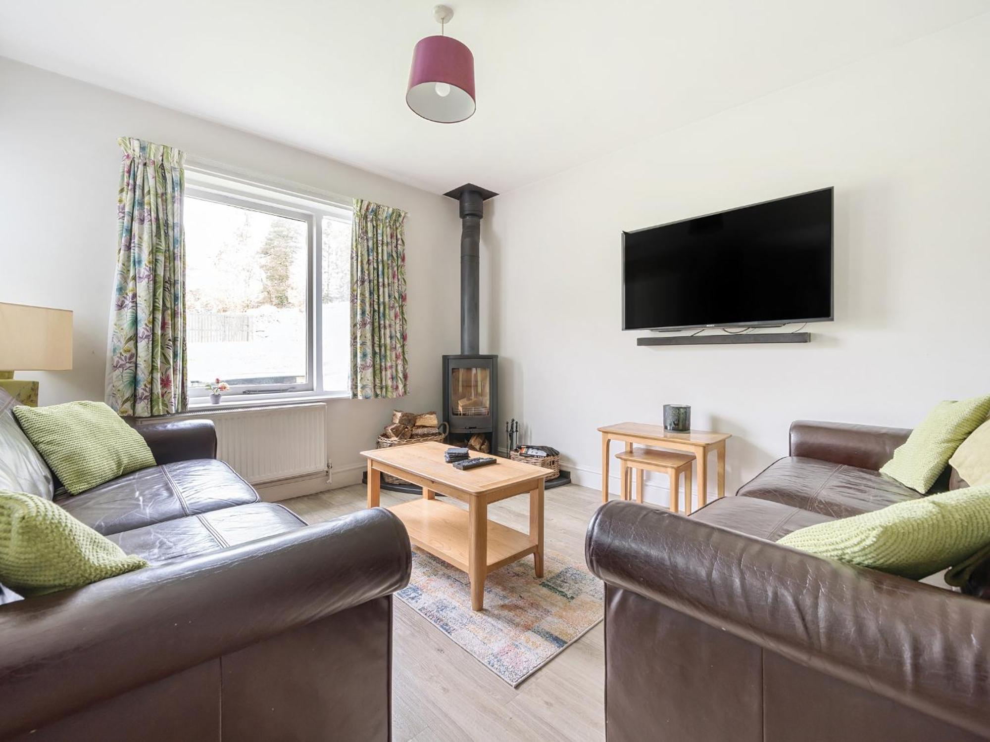 Yew - Woodland Cottages Bowness-on-Windermere Extérieur photo